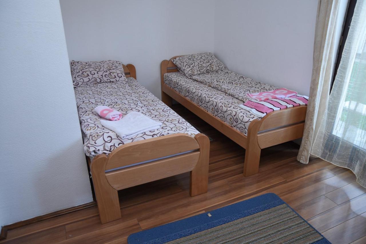 Mm Narcis Bed & Breakfast Vlasina Rid Eksteriør bilde