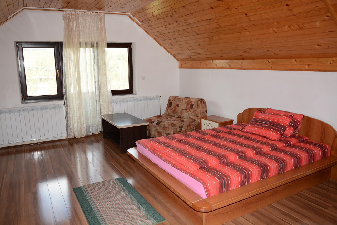 Mm Narcis Bed & Breakfast Vlasina Rid Eksteriør bilde