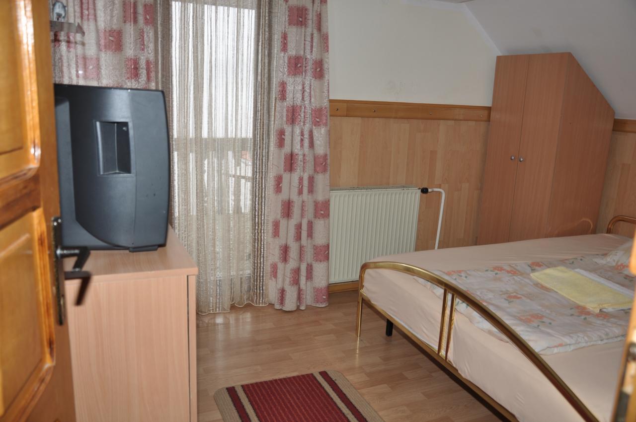 Mm Narcis Bed & Breakfast Vlasina Rid Eksteriør bilde