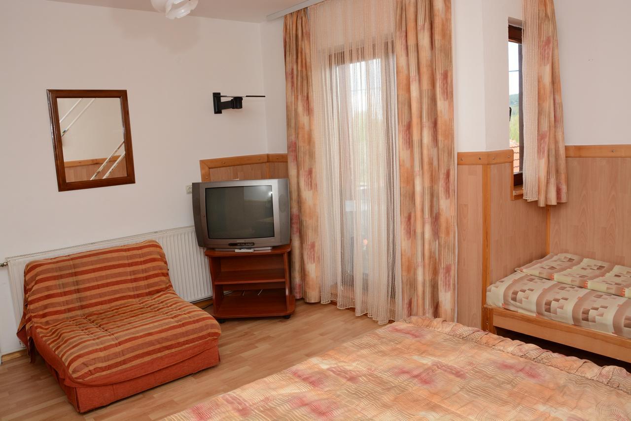 Mm Narcis Bed & Breakfast Vlasina Rid Eksteriør bilde
