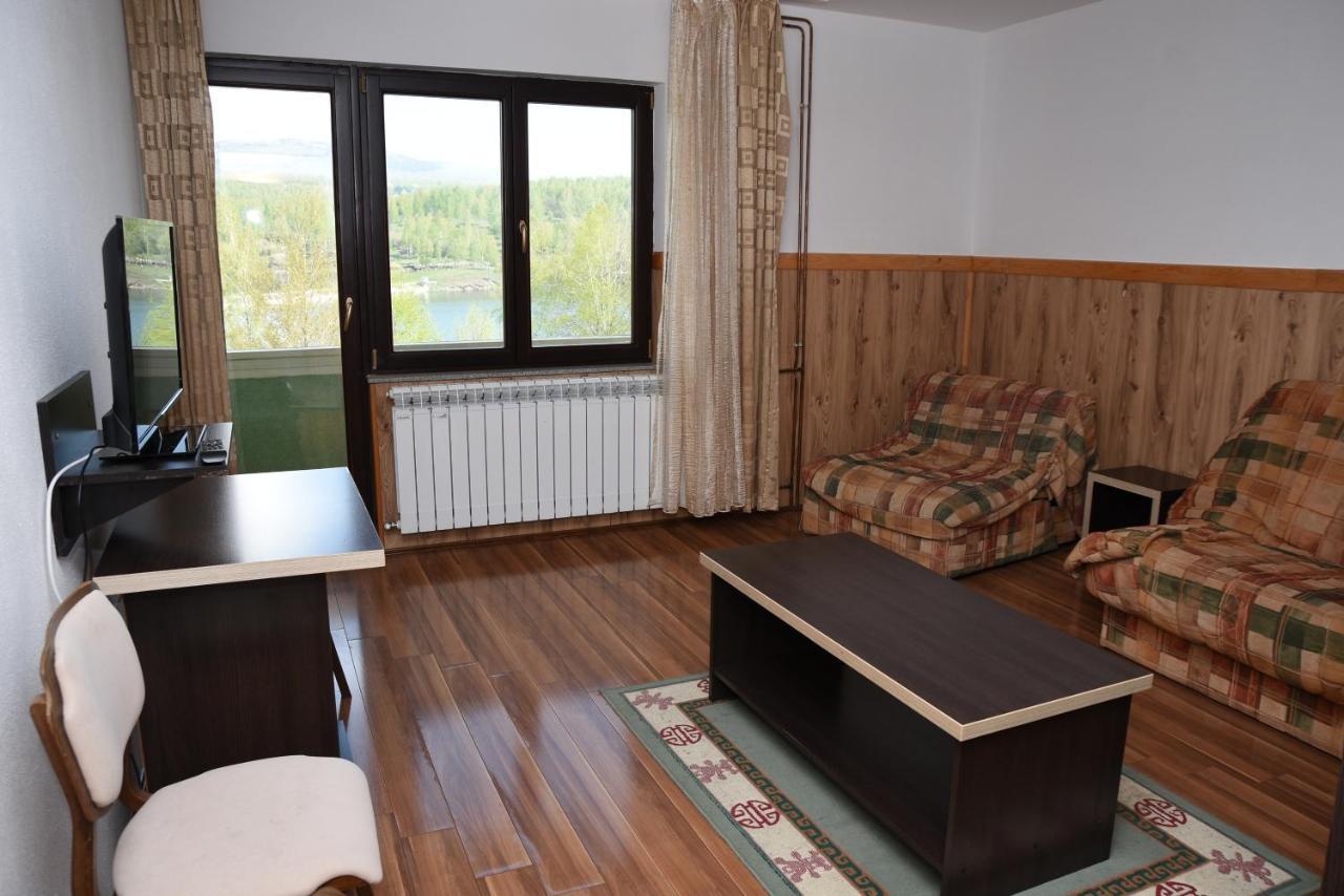 Mm Narcis Bed & Breakfast Vlasina Rid Eksteriør bilde